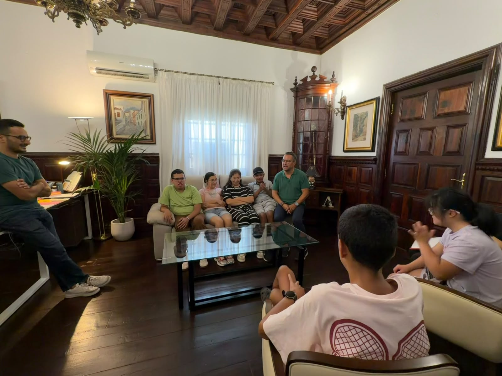 Santa Cruz de La Palma impulsa la actividad ecuestre para el alumnado de las Aulas Enclave